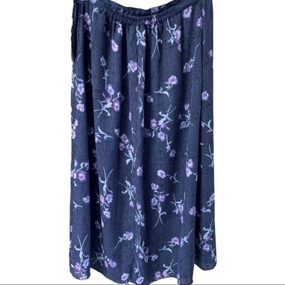 John Paul Richards Plus Size Purple Floral  Maxi Skirt. - Picture 9 of 12